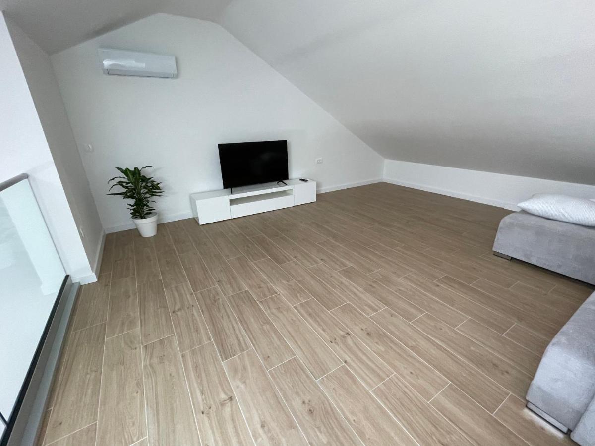 Galeria Apartment Подстрана Экстерьер фото