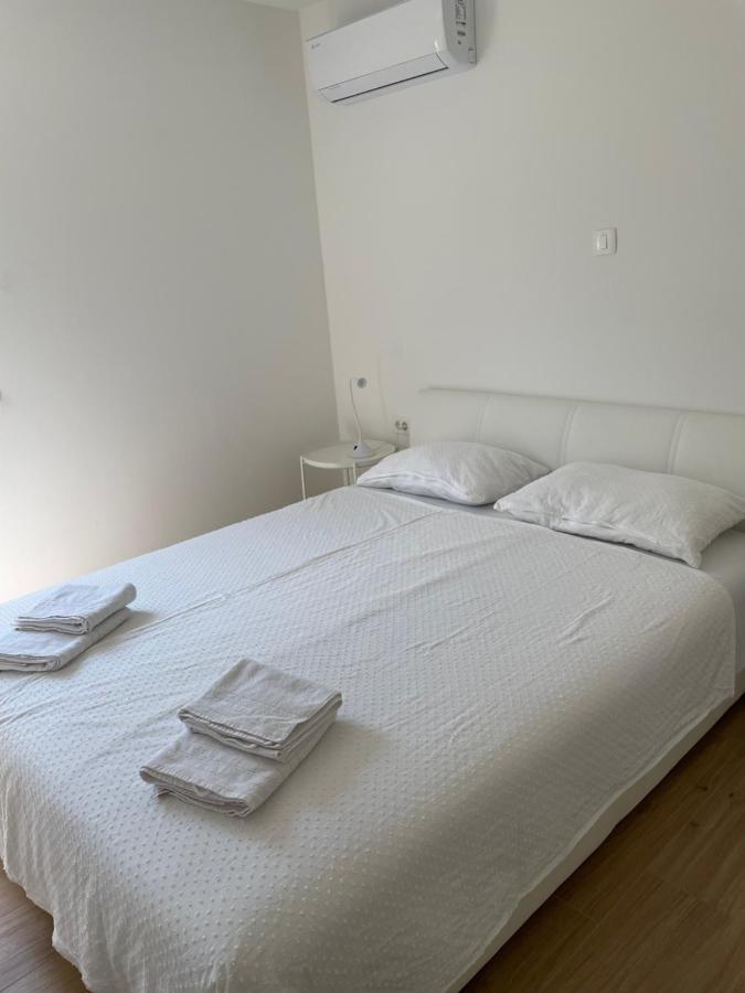 Galeria Apartment Подстрана Экстерьер фото